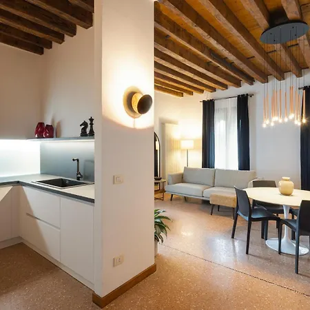 Castello Della Dea Апартаменты *